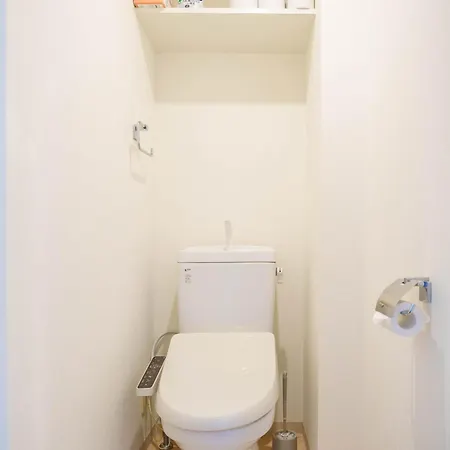 黒門市場徒歩5分 通天閣難波エリア徒歩圏内 トイレと浴室付き まるまる貸切 エレベーター 高層804 Osaka Exterior photo